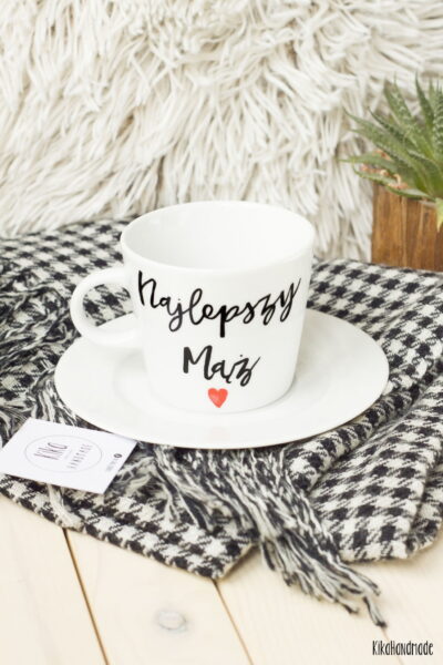 Filiżanka Najlepszy Mąż – ręcznie zdobiona porcelana Kika Handmade
