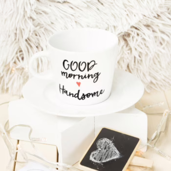 Filiżanka Good Morning Handsome – ręcznie zdobiona porcelana Kika Handmade Filiżanka Good Morning Handsome – ręcznie zdobiona porcelana Kika Handmade