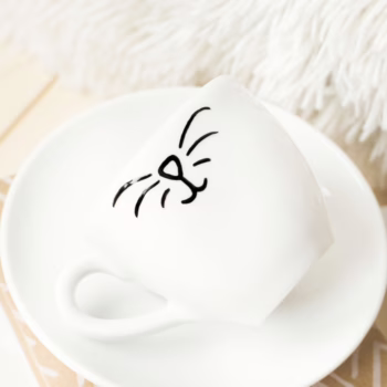 Filiżanka Kocie espresso – ręcznie zdobiona porcelana Kika Handmade