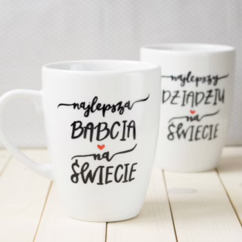 Kubek Najlepsza Babcia na Świecie – ręcznie zdobiona porcelana Kika Handmade