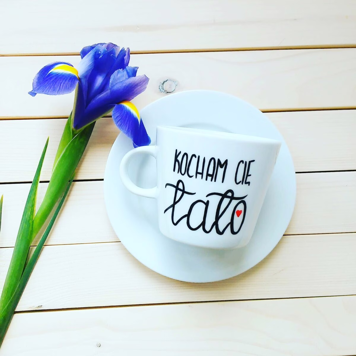 Filiżanka Kocham Cię Tato – ręcznie zdobiona porcelana Kika Handmade Filiżanka Kocham Cię Tato – ręcznie zdobiona porcelana Kika Handmade