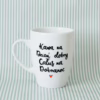 Kubek Kawa na dzień dobry – ręcznie zdobiona porcelana Kika Handmade