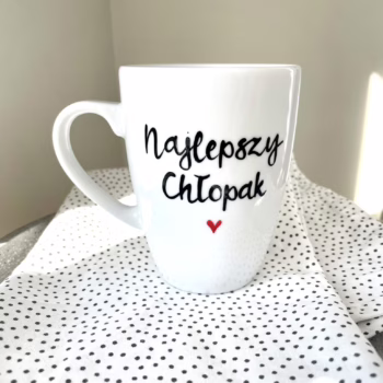 Kubek Najlepszy Chłopak – ręcznie zdobiona porcelana Kika Handmade Kubek Najlepszy Chłopak – ręcznie zdobiona porcelana Kika Handmade