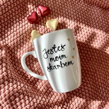 Kubek Jesteś moim skarbem – ręcznie zdobiona porcelana Kika Handmade