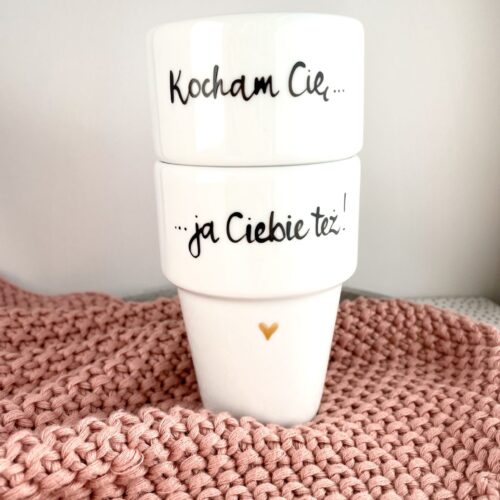 Zestaw kubków bez ucha Kocham Cię … ja Ciebie też – ręcznie zdobiona porcelana Kika Handmade