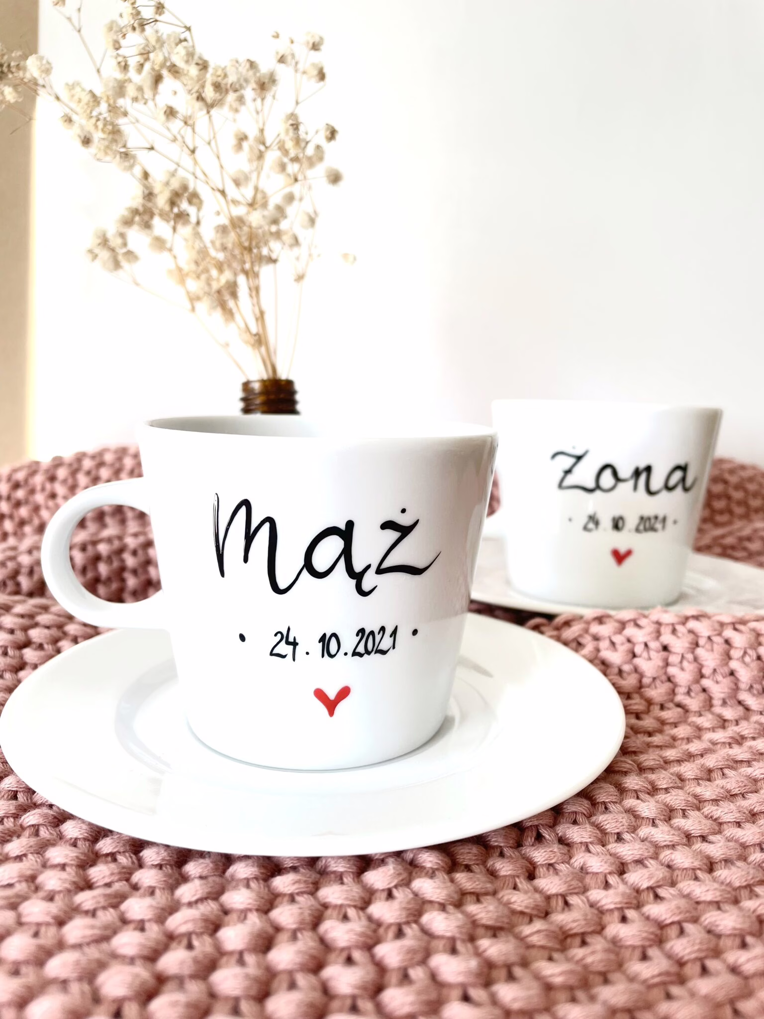 Zestaw filiżanek mąż i żona – ręcznie zdobiona porcelana Kika Handmade