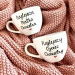 Zestaw kubków dla najlepszych Chrzestnych – ręcznie zdobiona porcelana Kika Handmade