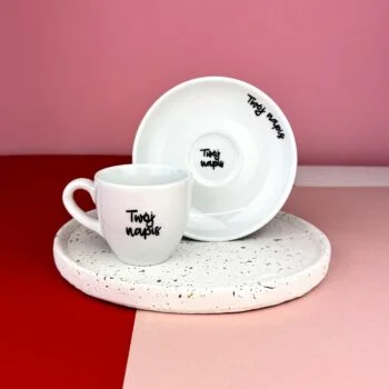 Filiżanka espresso 80 ml z Twoim napisem – ręcznie zdobiona porcelana Kika Handmade