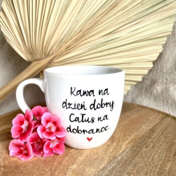 Kubek Kawa na dzień dobry 300 ml – ręcznie zdobiona porcelana Kika Handmade