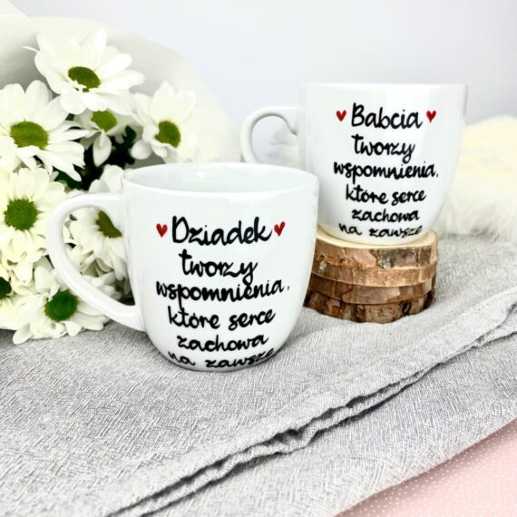 Kubek Dziadek tworzy wspomnienia 300 ml – ręcznie zdobiona porcelana Kika Handmade