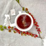 Herbata w kształcie psa – ręcznie zdobiona porcelana Kika Handmade