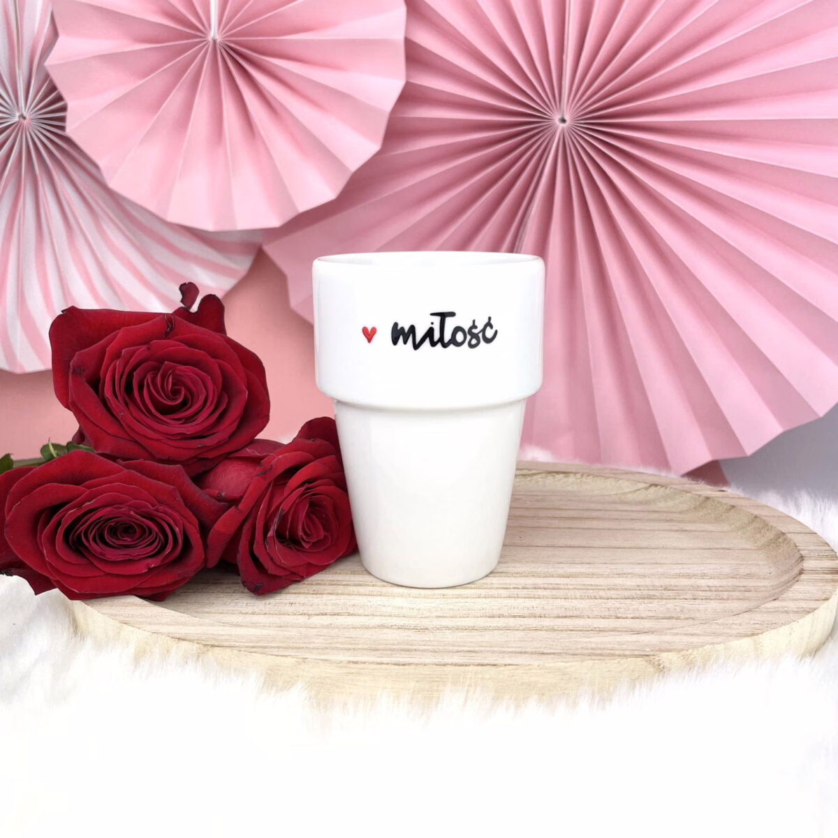 Kubek Miłość – ręcznie zdobiona porcelana Kika Handmade Kubek Miłość – ręcznie zdobiona porcelana Kika Handmade