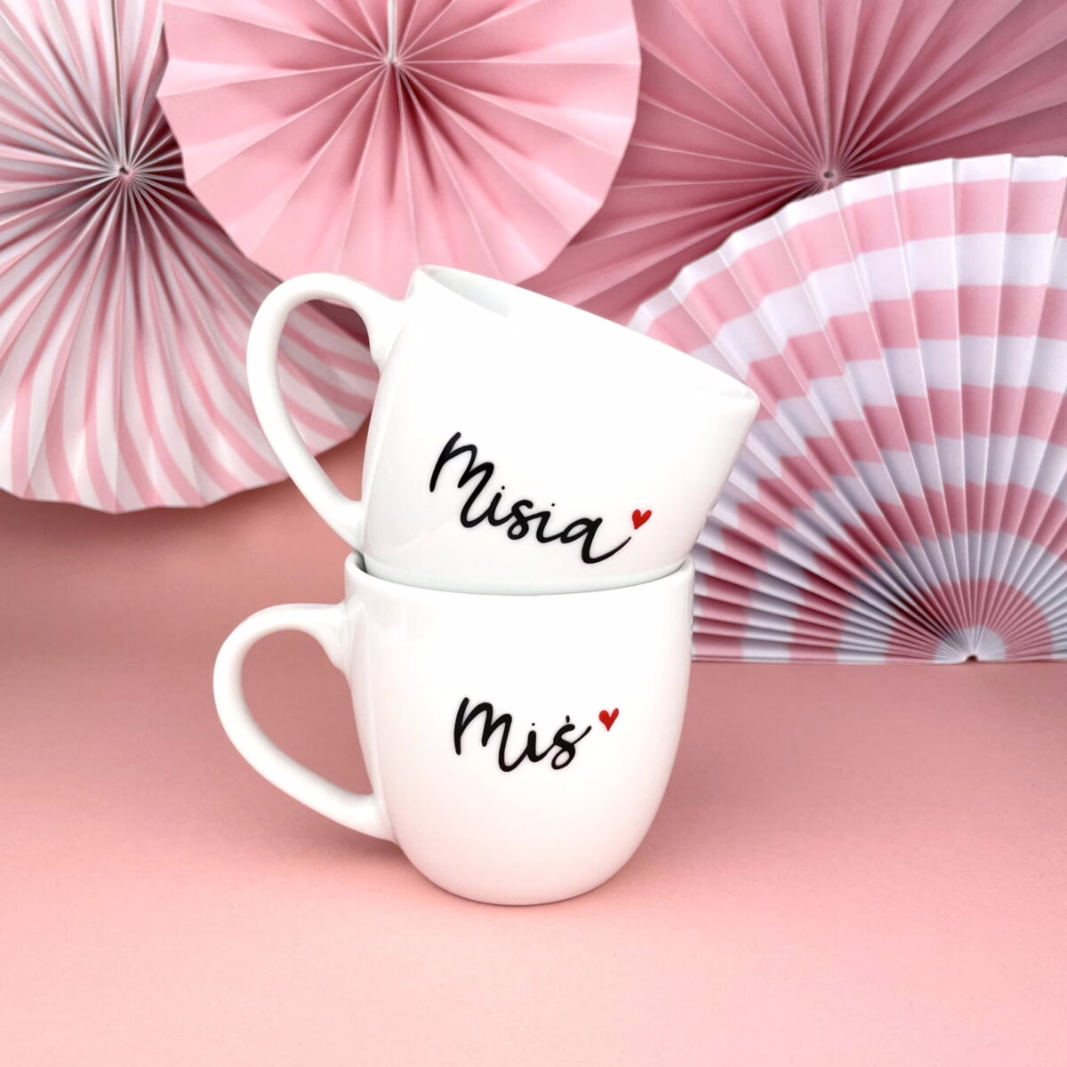 Zestaw kubków Misia i Miś 300ml – ręcznie zdobiona porcelana Kika Handmade Zestaw kubków Misia i Miś 300ml – ręcznie zdobiona porcelana Kika Handmade