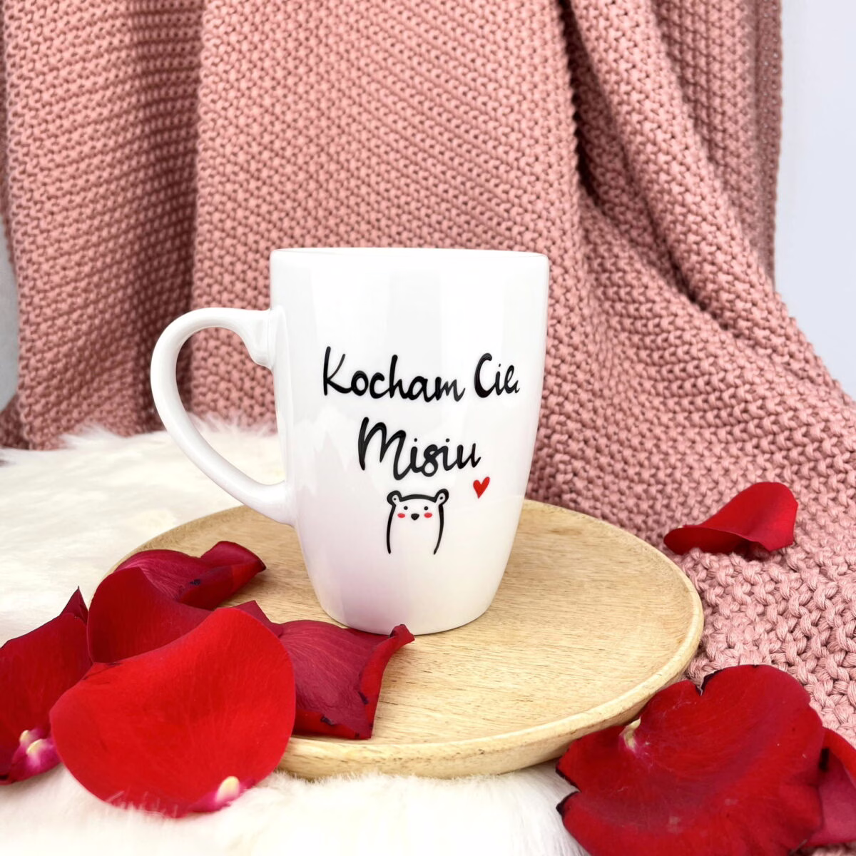 Kubek Kocham Cię misiu – ręcznie zdobiona porcelana Kika Handmade Kubek Kocham Cię misiu – ręcznie zdobiona porcelana Kika Handmade