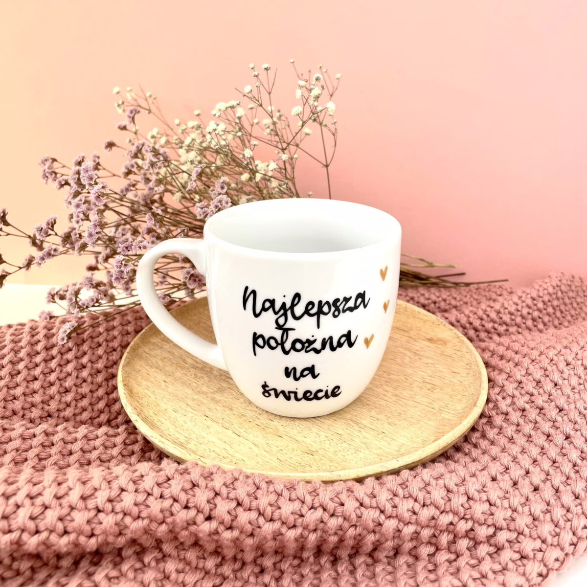 Kubek dla najlepszej położnej 300 ml – ręcznie zdobiona porcelana Kika Handmade Kubek dla najlepszej położnej 300 ml – ręcznie zdobiona porcelana Kika Handmade