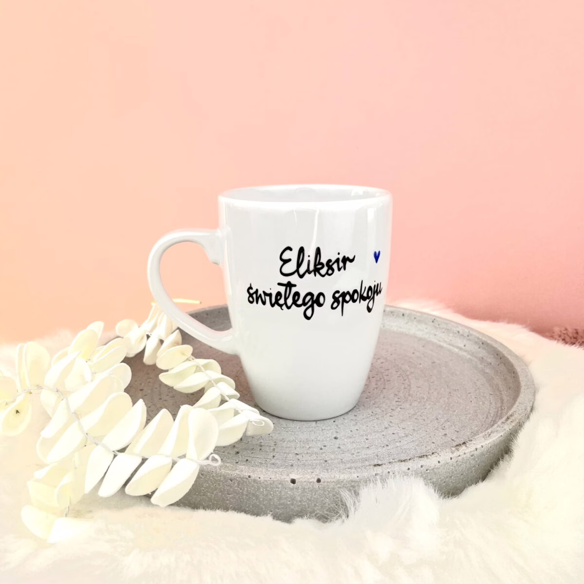Kubek Eliksir świętego spokoju – ręcznie zdobiona porcelana Kika Handmade Kubek Eliksir świętego spokoju – ręcznie zdobiona porcelana Kika Handmade