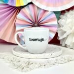 Kubek 300 ml – Zwariuję – ręcznie zdobiona porcelana Kika Handmade