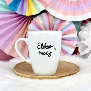Kubek Eliksir mocy – 360 ml – ręcznie zdobiona porcelana Kika Handmade