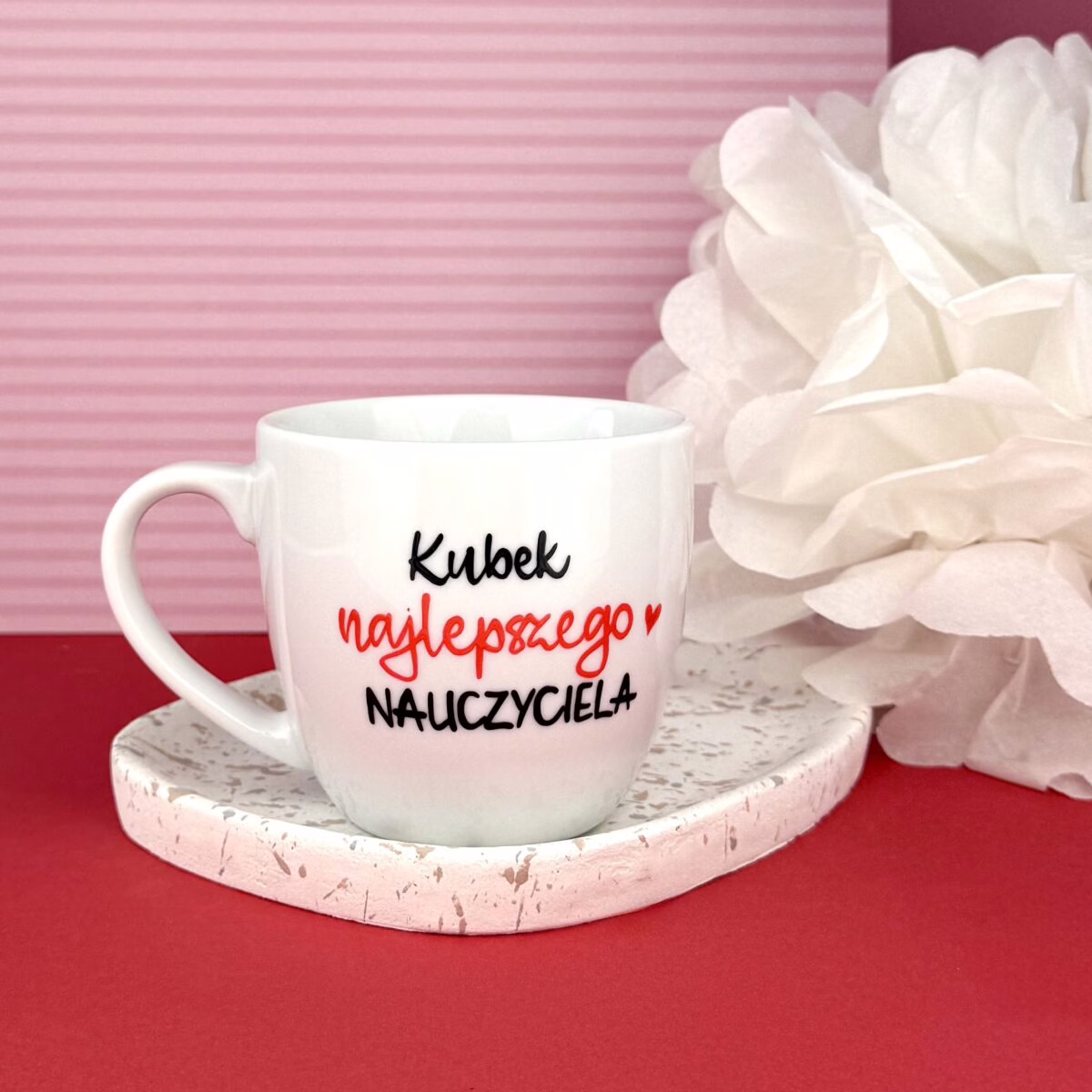 Kubek najlepszego Nauczyciela 300 ml – ręcznie zdobiona porcelana Kika Handmade Kubek najlepszego Nauczyciela 300 ml – ręcznie zdobiona porcelana Kika Handmade