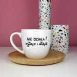 Kubek dla informatyka Nie działa ? wyłącz i włącz 300 ml – ręcznie zdobiona porcelana Kika Handmade